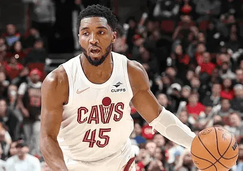 世俱杯足球彩票赔率-ESPN预测明日比赛：骑士胜率54.0%，76人胜率46.0%